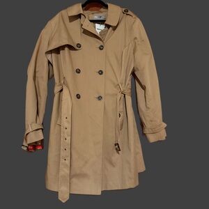 Classic Tan Double-Breasted Trench Coat